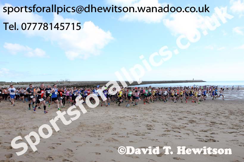 Pier to Pier Race, South Shields to Roker, Sunderland. Photo: David T. Hewitson/Sports for All Pics